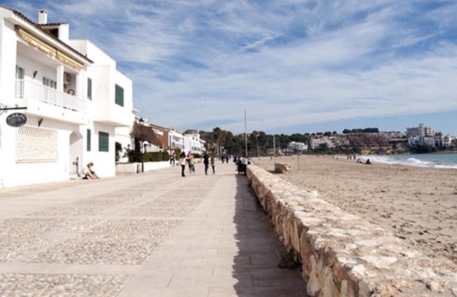 AT303 Vistas de la playa de Altafulla, casa en primera línea