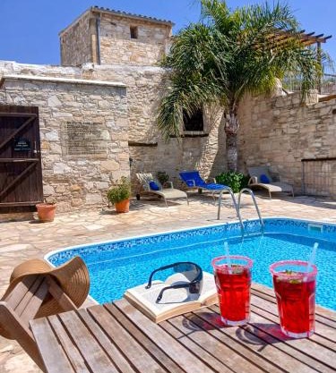 Athena's Pool Oasis