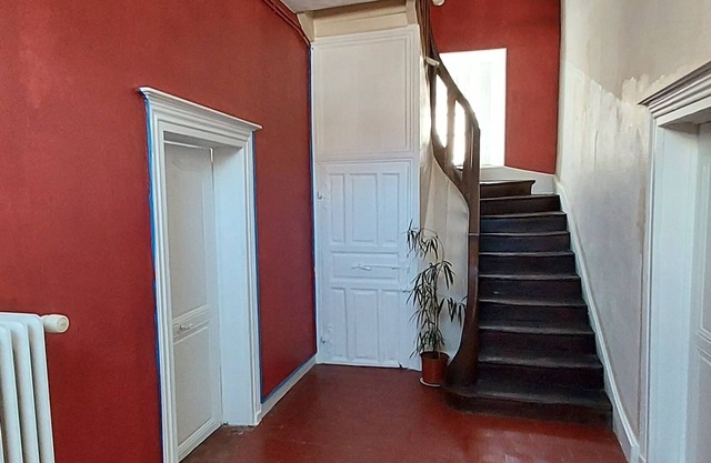 au Coeur du Vignoble, Dans une Demeure de 1780, Appartement 4 Pièces vue Chateau