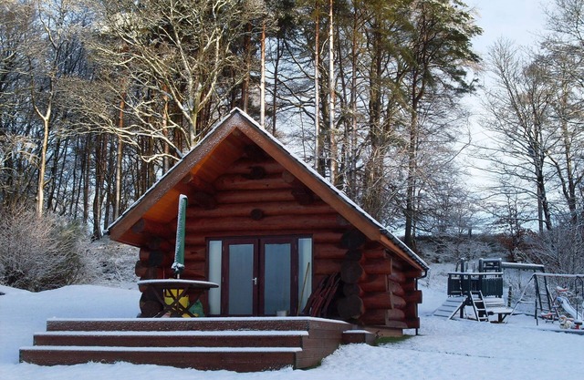 Authentic Log Cabin, With Fishing Rights On River Lyne