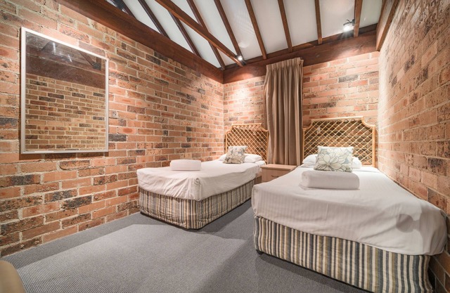 Avoca Beach Hotel