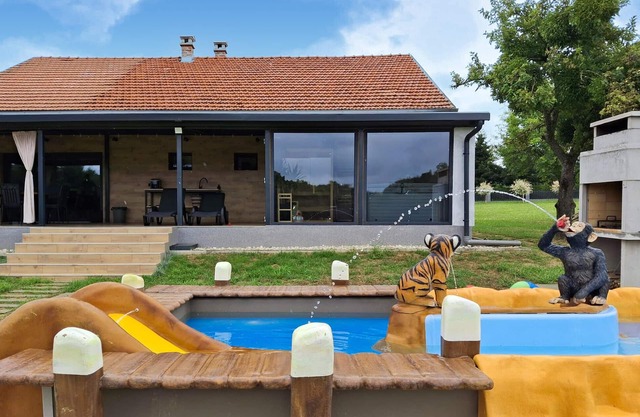Awesome home in Sveti Ivan Zabno