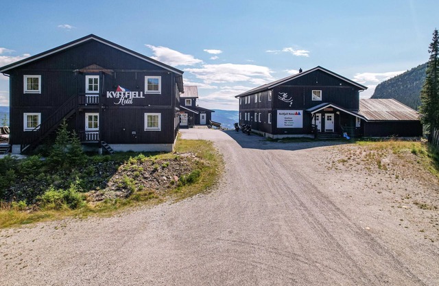 Awesome home in Fåvang with sauna