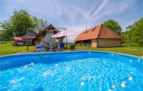 Awesome Home In Gornji Velemeric