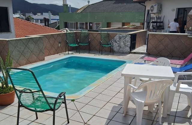 Beautiful penthouse with pool on Praia dos Ingleses, Florianópolis