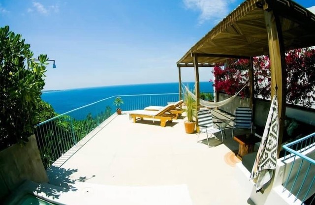 B2 King Size Bed, Luxury Amenities, Private Pool