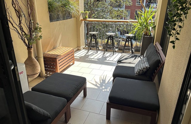 Balmain Retreat with Resort Style heated 25m Pool & only 5 minutes to Sydney CBD