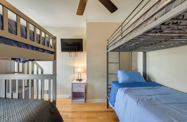 Baltimore Townhome Near Oriole Park w/A/c!