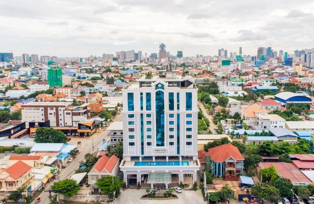 Ban Ban Hotel