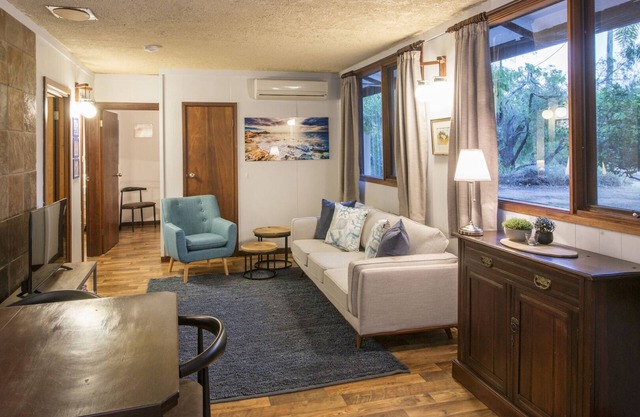 Bay Shack is PET FRIENDLY, across from beach.