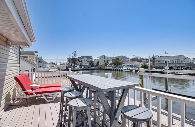 Bayfront Home w/Boat Dock & Deck in Forked River