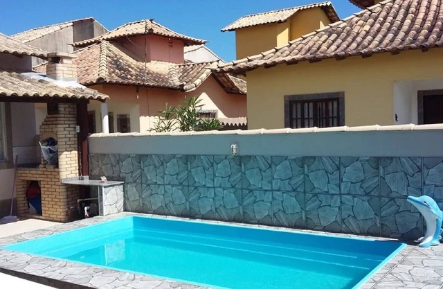 Beach house with pool and barbecue in Cabo Frio