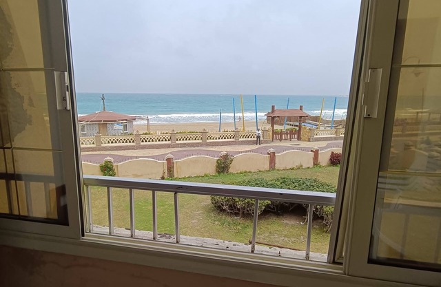 Beachfront Stay in El Maamoura, Alexandria – First Row with Sea & Garden Views