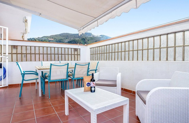 Beachside Ground Floor Apartment in Port de la Selva - Mountain Views, Terrace, WiFi, Parking
