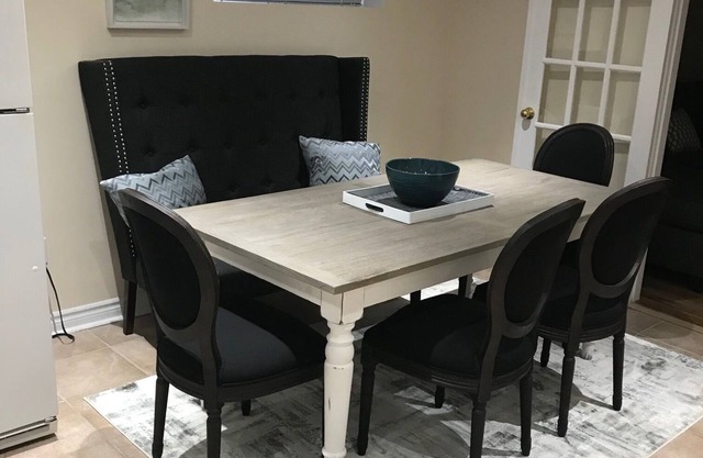 beautiful 1 bedroom lower level apartment