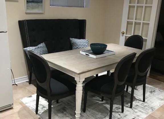 Beautiful 1 bedroom lower level apartment