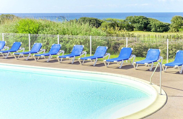 Beautiful apartment for 4 guests with WIFI, pool, TV, terrace and pets allowed