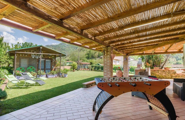 Beautiful apartment for 6 guests with WIFI, TV, terrace, pets allowed and parking