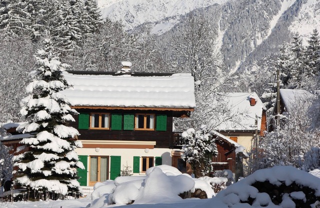 Beautiful chalet overlooking Mont Blanc, Chamonix
