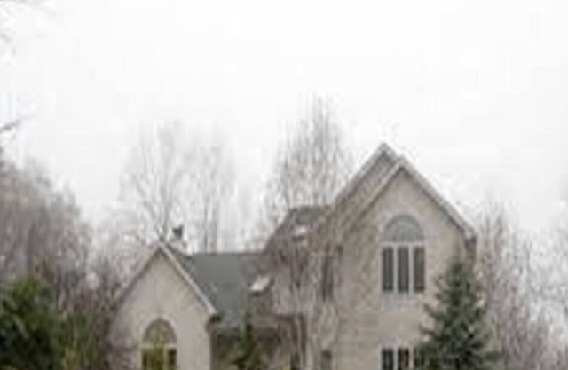 Beautiful Home In Quiet Neighborhood