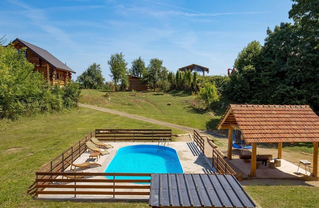 Beautiful home in Slunj