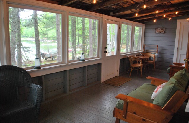 Beautiful lakefront cabin, close to Baxter SP