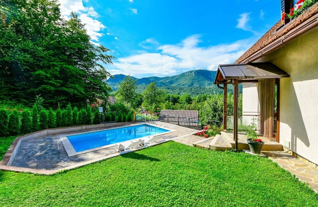 Beautiful private villa with A/C, private pool, WIFI, TV, terrace, panoramic view and parking