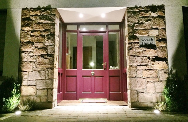 Beautiful Townhouse, 3DBr-sleeps 6 Adults. Special & Unique in Galway City!