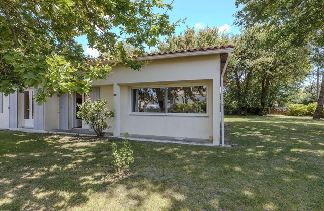 Beautiful villa for 4 people with WIFI, TV, pets allowed and parking