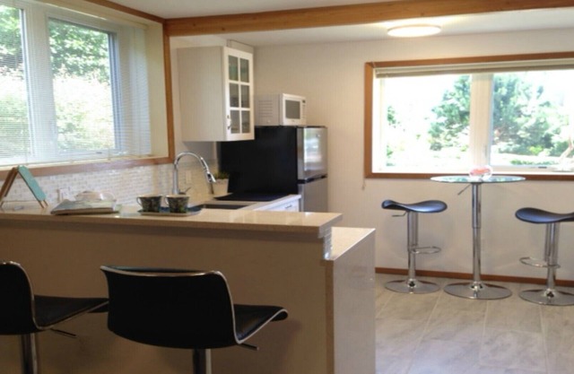 Beautifully appointed suite is on a gorgeous, secluded, quiet Oceanfront street