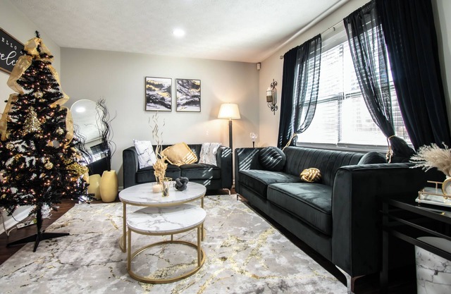 Beautifully Renovated 4-Bed, 3-Bath Family Home with Modern Finishes in Decatur