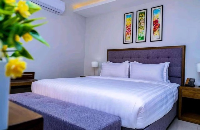 Beautifulwoman hotel