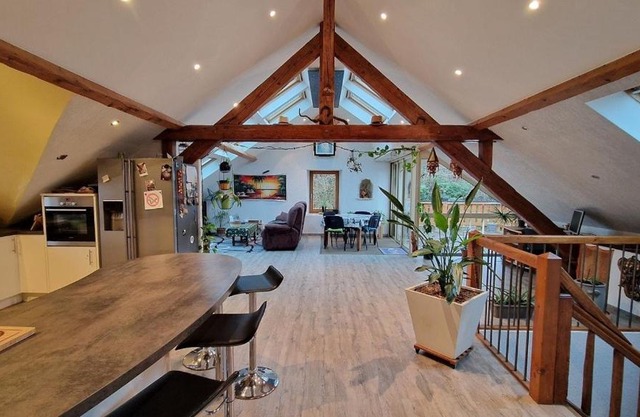 Bel appartement 120 m² très lumineux avec terrasse