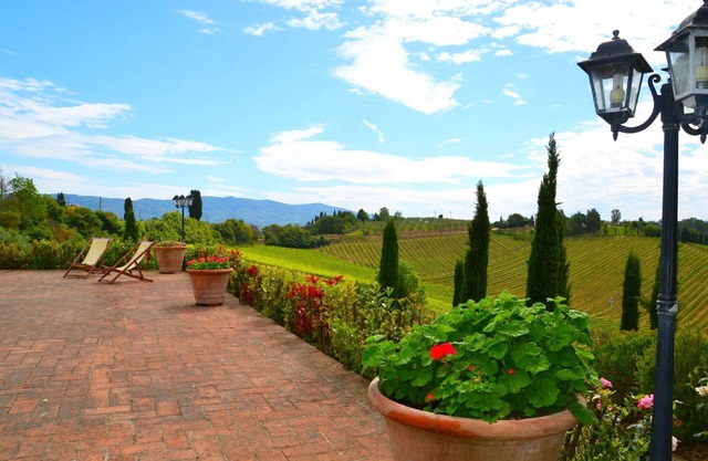 Belvilla by OYO Holiday home with pool in Stabbia