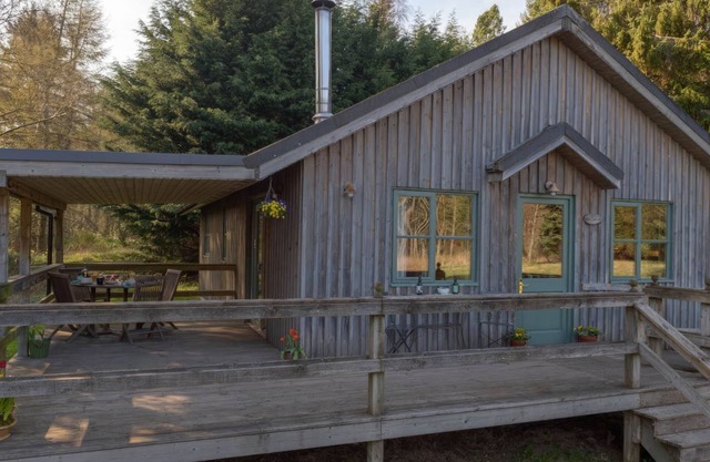 Ben Macdui - sleeps 6 guests in 3 bedrooms