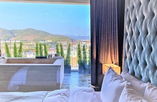 Best Louis Hamilton Hotel West Busan