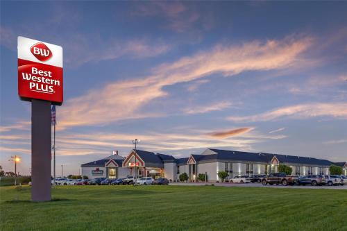 Best Western Plus York Hotel and Conference Center