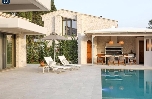 BH394 - B - Villa Corfu