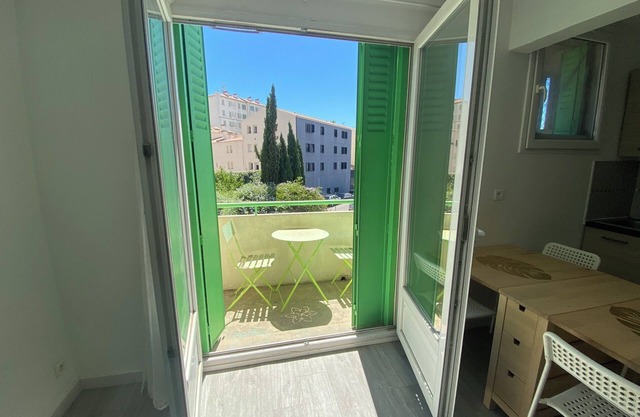Bienvenue à Belle de Mai, Appartement Jaune