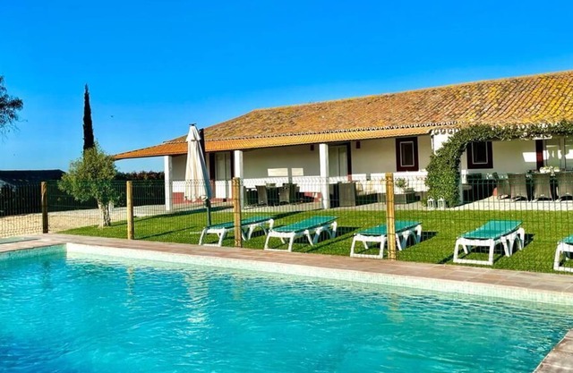 Big property with air conditioning-50 min from Comporta Beach-Alentejo landscape