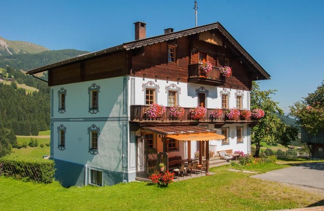 BIO-Bergbauernhof Ederhias