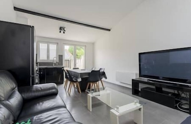 "black" RDC Avec Extérieur 4 Personnes