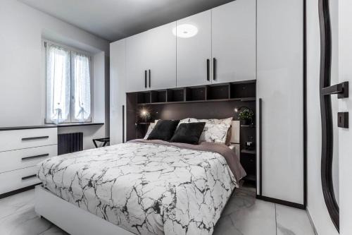 Black & White Apartment Design e Comfort - Parking e WiFi