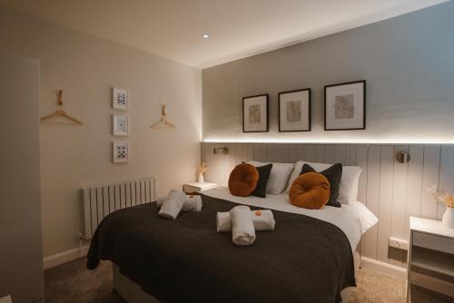 Blooms Apartment