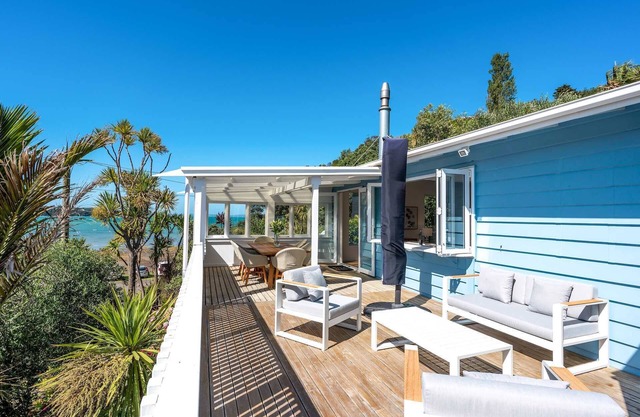 Bluebelle | Stay Waiheke