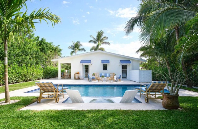 Boho Bungalow in the Heart of SoSo