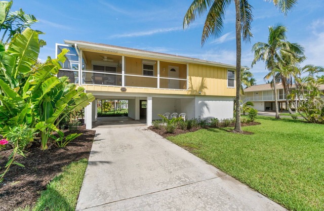 Bonita Beach Getaway | 2-Bed & 2-Bath Couples Beach Escape