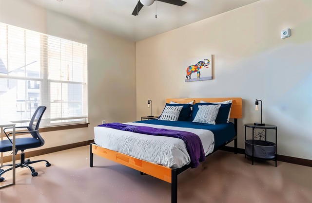 Boulevard Stays Elegant 1BR Pool, Gym & Secure Parking