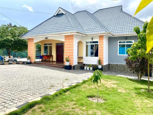 Brian homestay