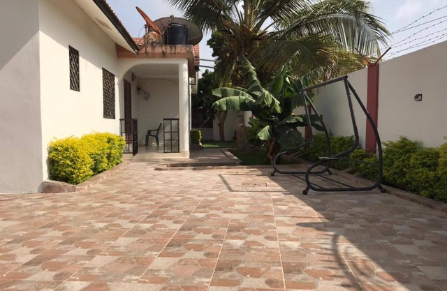 Brusubi 2-beds, Sleeps 6, Pet Friendly & Parking